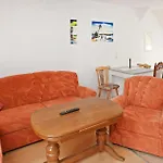 Walow Apartment *